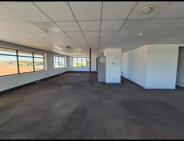 272M² OFFICE TO LET IN RIVONIA